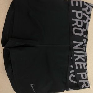 Nike Pro shorts black Medium